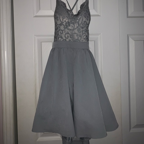 Tobi Dress - Picture 3 of 3